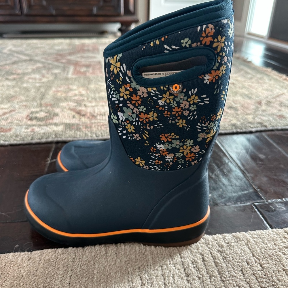 Floral Bogs Insulated snow Boots 4